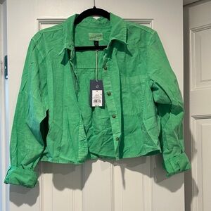 NWT Universal Thread Vibrant Green Button-Up Shirt